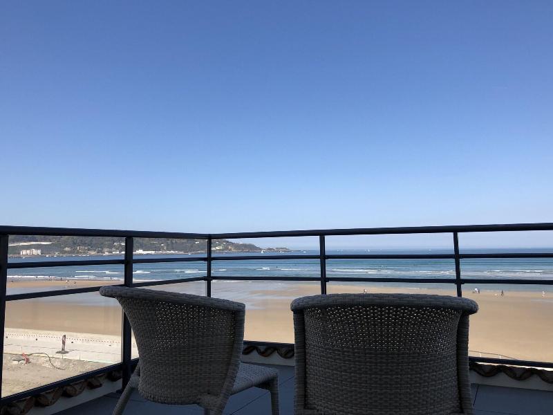 Hotel Valencia 앙다이 외부 사진