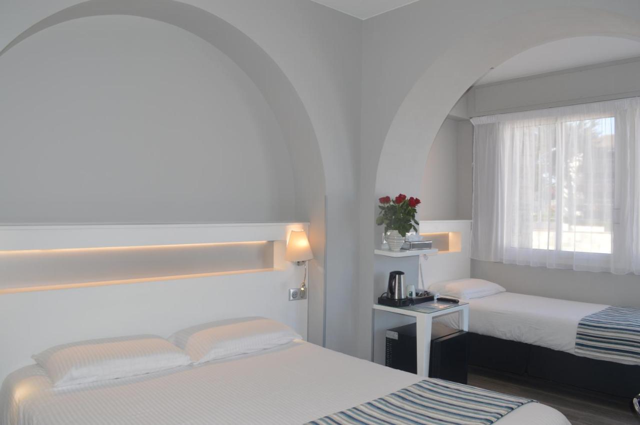 Hotel Valencia 앙다이 외부 사진